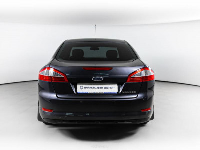 Ford Mondeo 2.3 DurashiftAT (160 л. с.)