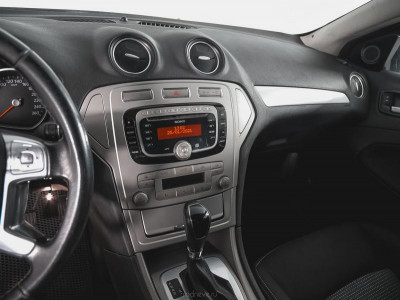 Ford Mondeo 2.3 DurashiftAT (160 л. с.)