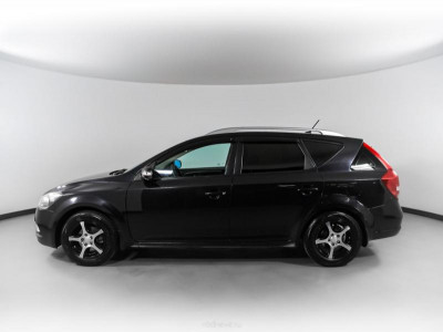 Kia Ceed 1.6 MT (122 л. с.)