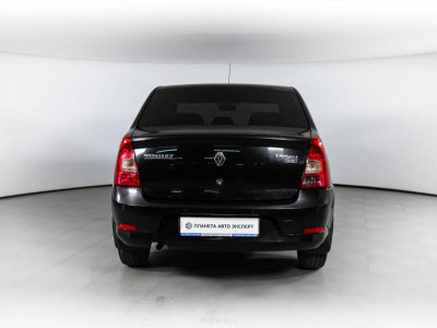 Renault Logan 1.6 MT (84 л. с.)