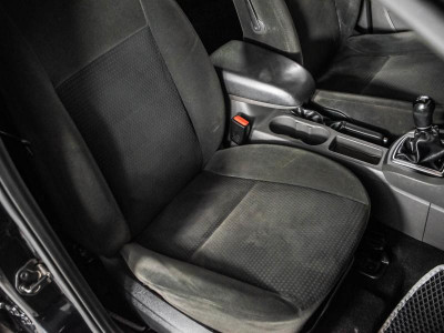 Ford Focus 1.6 MT (116 л. с.)