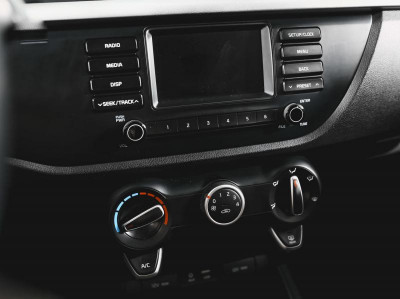 Kia Rio 1.6 MT (123 л. с.)