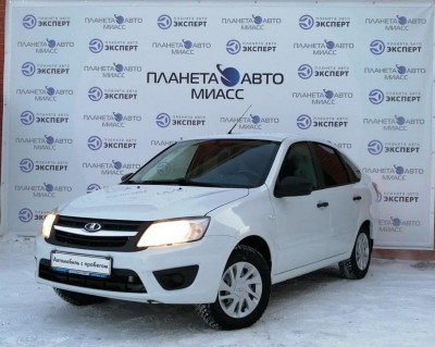 LADA Granta лифтбек 1.6 8кл MT (87 л. с.)
