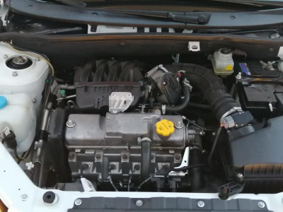 LADA Granta лифтбек 1.6 8кл MT (87 л. с.)