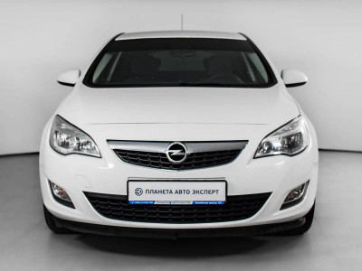 Opel Astra 1.6 AT (115 л. с.)
