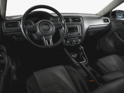 Volkswagen Jetta 1.4 TSI MT (122 л. с.)