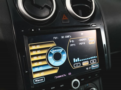 Nissan Qashqai 1.6 CVT (117 л. с.)