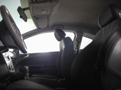 Opel Corsa 1.0 MT (60 л. с.)