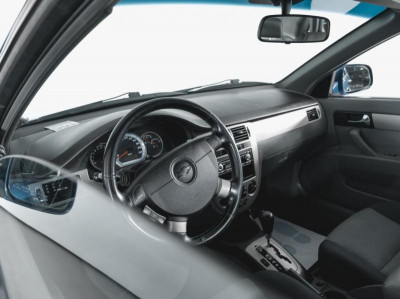 Chevrolet Lacetti 1.6 AT (109 л. с.)