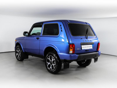 LADA 4x4 3 дв. 1.7 MT 8 кл. (Евро-4) (83 л. с.)