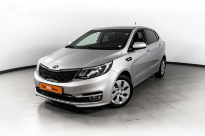 Kia Rio Хетчбэк 1.4 MT (107 л. с.)