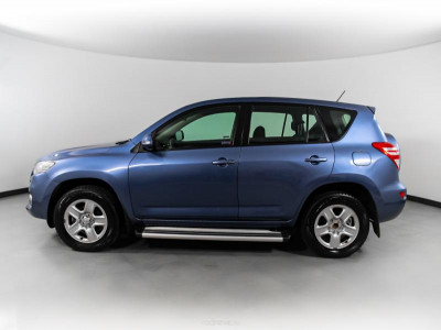 Toyota RAV4 2.0 MT (148 л.с.)