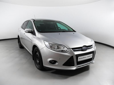 Ford Focus 1.6 MT (105 л. с.)