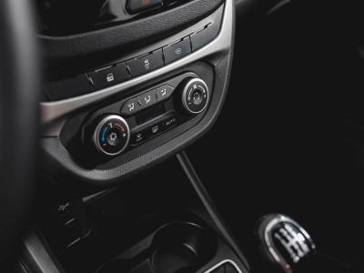 LADA Vesta 1.6 MT (106 л. с.)