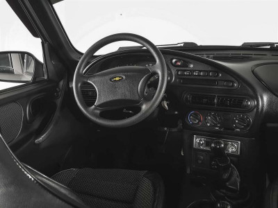Chevrolet niva Niva 1.7 MT (79,6 л. с.)