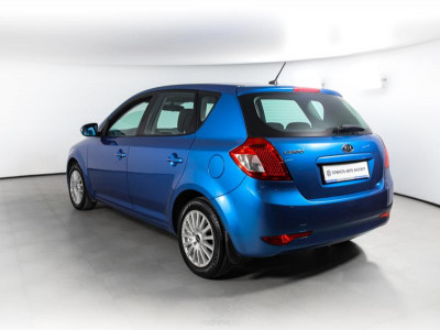 Kia Ceed 1.6 MT (126 л. с.)