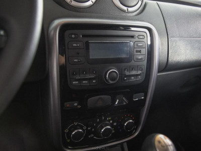 Renault Duster 1.6 MT 4x4 (102 л. с.)
