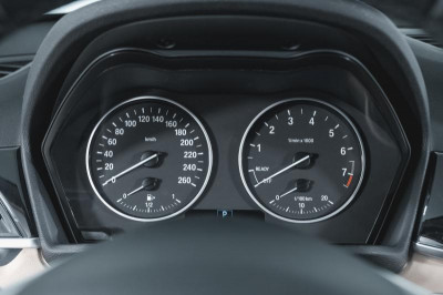 BMW X1 18i sDrive 1.5 AT (136 л.с.)