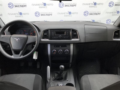 УАЗ Patriot 2.7 MT (134,6 л. с.)