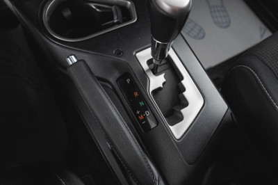 Toyota RAV4 2.0 CVT 4WD (146 л. c.)