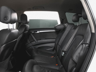Audi Q7 3.0 AT (272 л.с.) 4WD