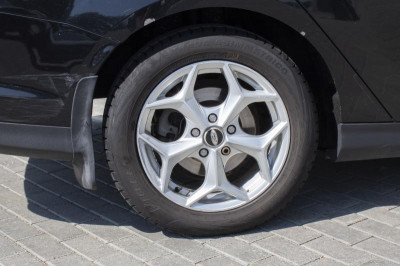 Ford Focus 1.6 PowerShift (125 л. с.)