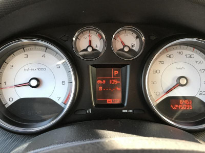 Peugeot 308 1.6 VTi AT (120 л. с.)