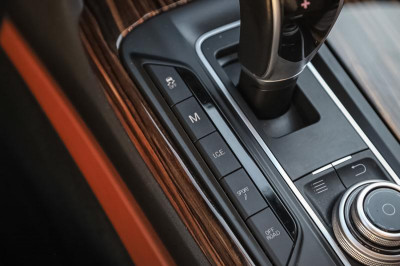 Maserati Levante 3.0 V6 AT (350 л.с.)