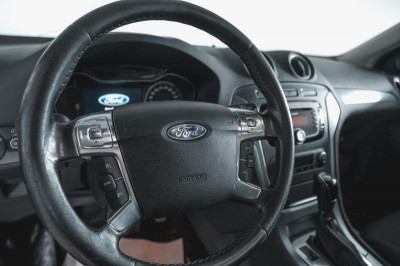 Ford Mondeo 2.0 EcoBoost PowerShift (200 л. с.)