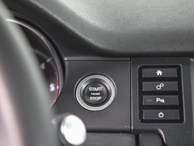 Land Rover Discovery Sport 2.0 TD4 AT AWD (150 л. с.) Standard