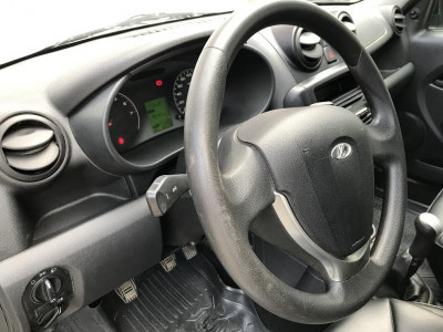 LADA Granta седан 1.6 MT 8кл (87 л. с.)