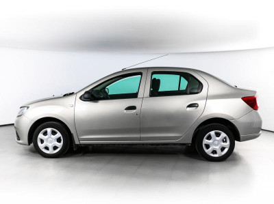 Renault Logan 1.6 MT (82 л. с.)