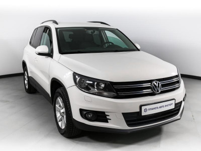 Volkswagen Tiguan 1.4 TSI BlueMotion MT (122 л. с.)