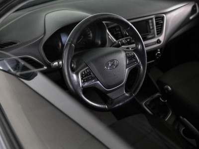 Hyundai Solaris 1.6 MT (123 л.с.)