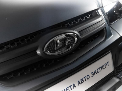 LADA Niva 1.7 MT (79,6 л. с.)