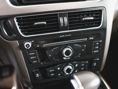 Audi Q5 2.0 TFSI Tiptronic quattro (180 л. с.)