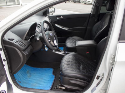 Hyundai Solaris 1.6 AT (123 л. с.)