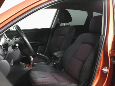 Mazda 3 1.6 MT (105 л. с.)