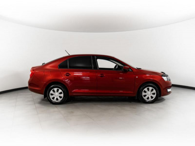 ŠKODA Rapid 1.6 MT (90 л. с.)