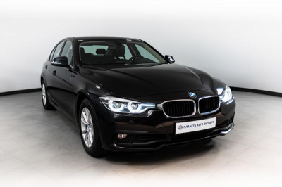 BMW 3 серия 320i AT (184 л. с.)