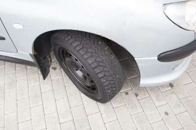 Peugeot 206 1.4 MT (75 л. с.)