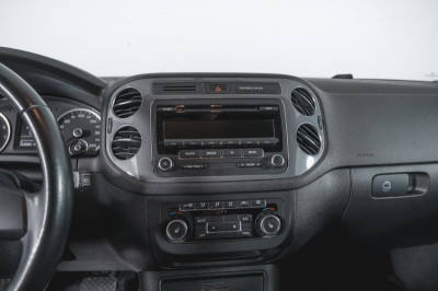 Volkswagen Tiguan 1.4 TSI BlueMotion DSG (150 л. с.)