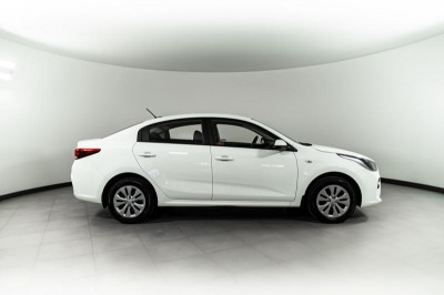 Kia Rio 1.4 MT (100 л. с.)