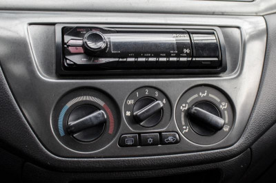 Mitsubishi Lancer 1.6 MT (98 л.с.)