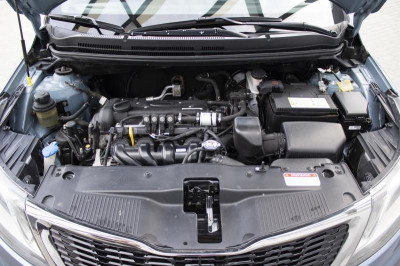 Kia Rio 1.6 6MT (123 л. с.)