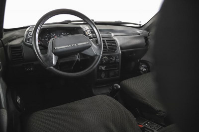 LADA 2111 2111 Тарзан 1.7 MT (79 л.с.) 4WD