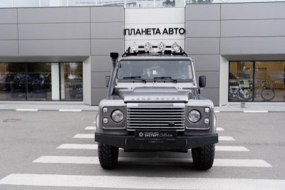 Land Rover Defender 2,4d MT (122 л.с.) 4WD
