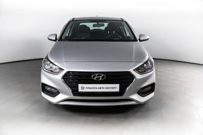 Hyundai Solaris 1.6 MT (123 л.с.)
