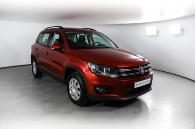 Volkswagen Tiguan 1.4 TSI BlueMotion DSG (150 л. с.)