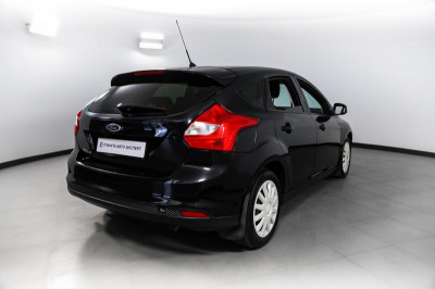 Ford Focus 1.6 PowerShift (105 л. с.)